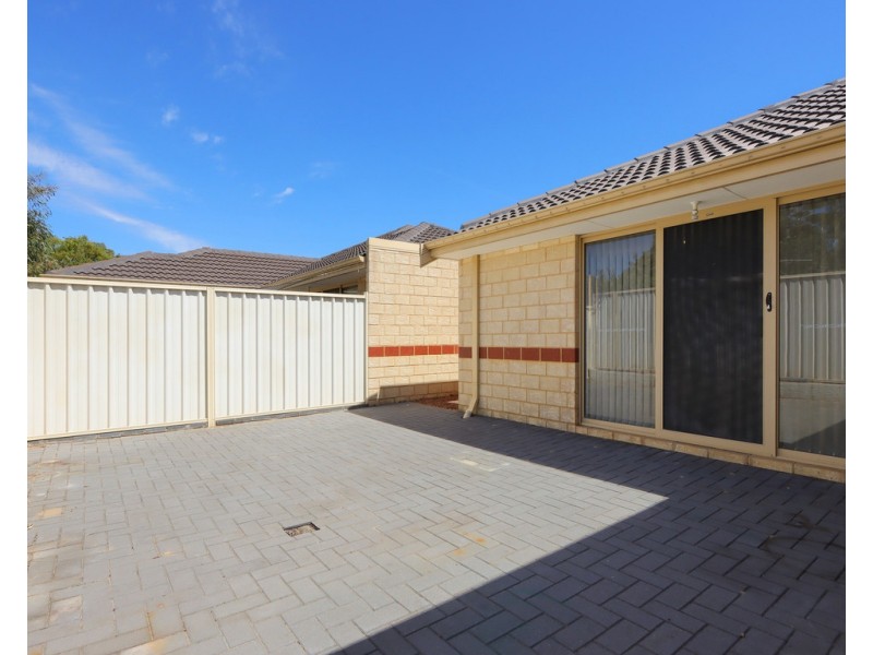 9/16 Andrea Way, Queens Park WA 6107