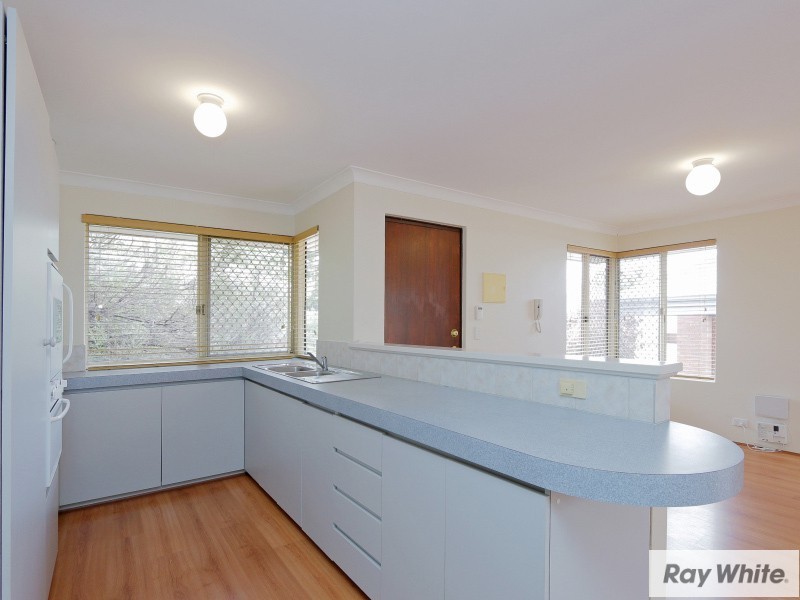 6/13 Norman Street, St James WA 6102