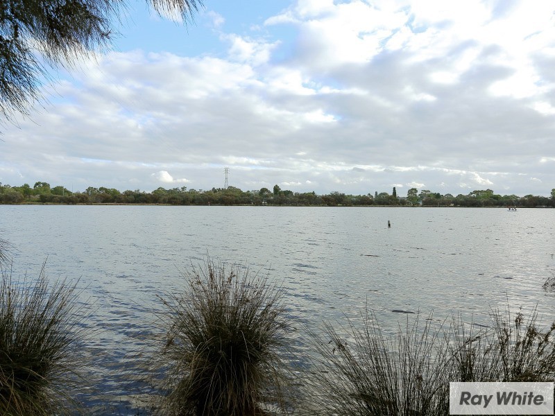 34 Wendouree Rd, Wilson WA 6107