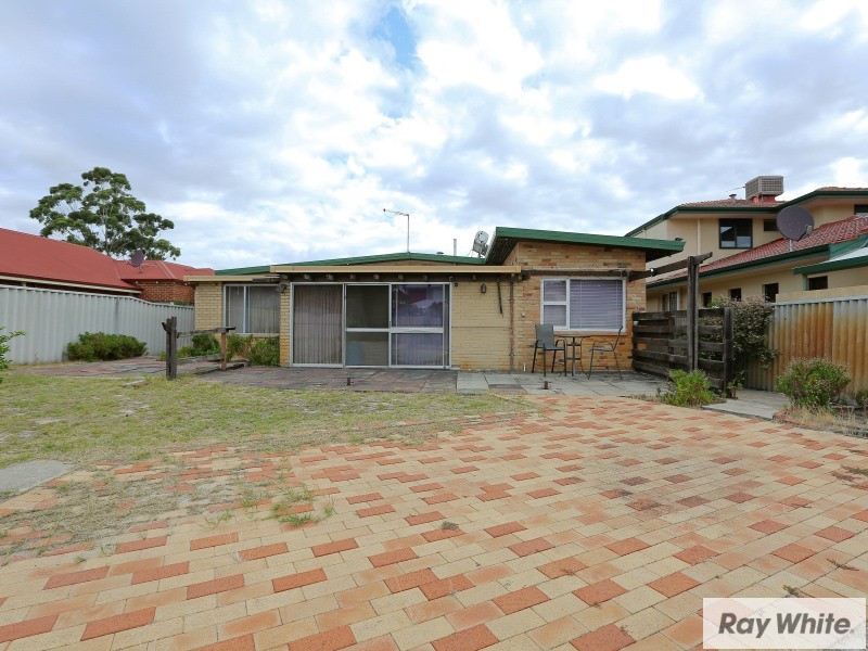 34 Wendouree Rd, Wilson WA 6107