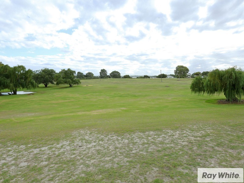 34 Wendouree Rd, Wilson WA 6107