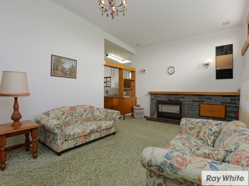 34 Wendouree Rd, Wilson WA 6107