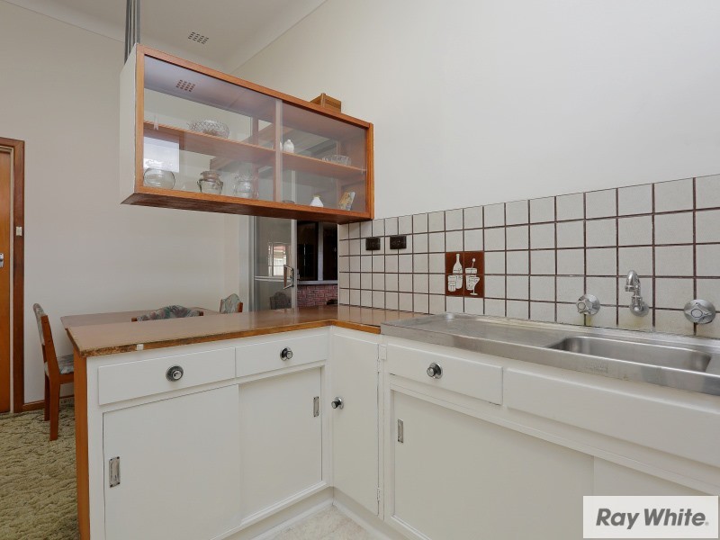 34 Wendouree Rd, Wilson WA 6107