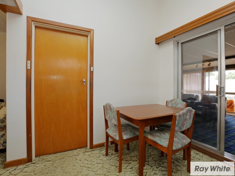 34 Wendouree Rd, Wilson WA 6107