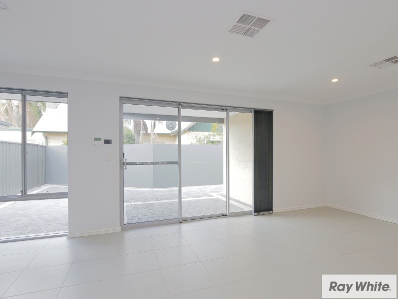 9A Halsey Close, Cannington WA 6107