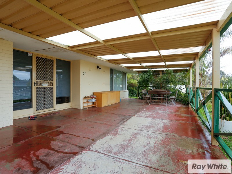 31 Gotha Way, Forrestfield WA 6058