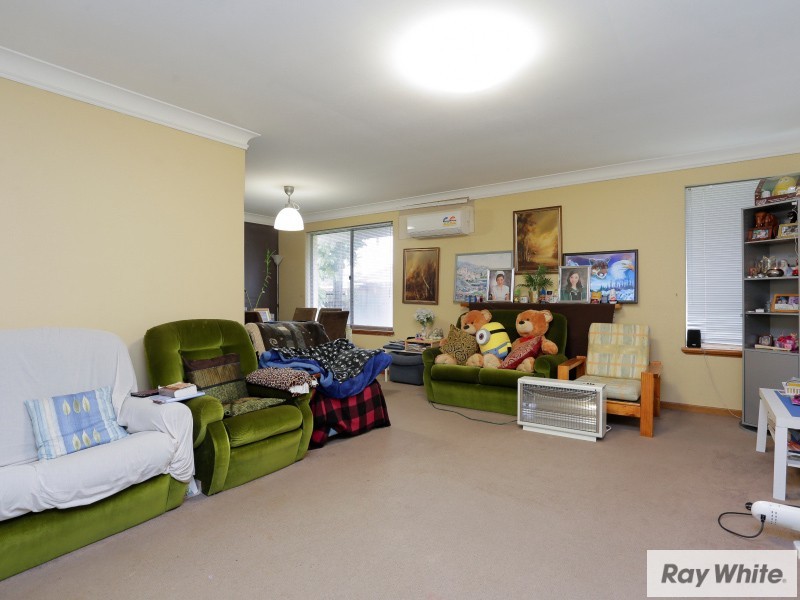 31 Gotha Way, Forrestfield WA 6058