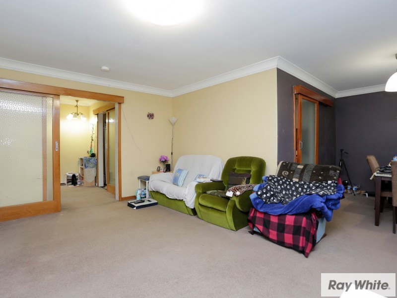 31 Gotha Way, Forrestfield WA 6058