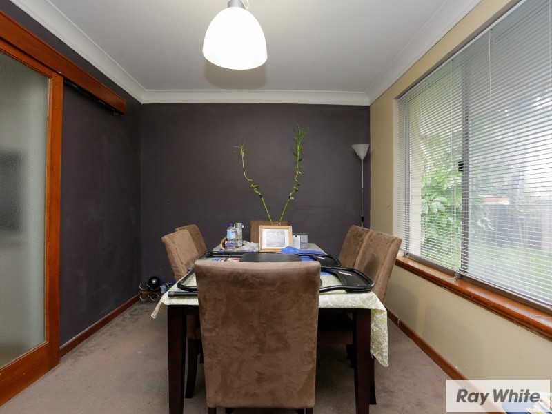 31 Gotha Way, Forrestfield WA 6058