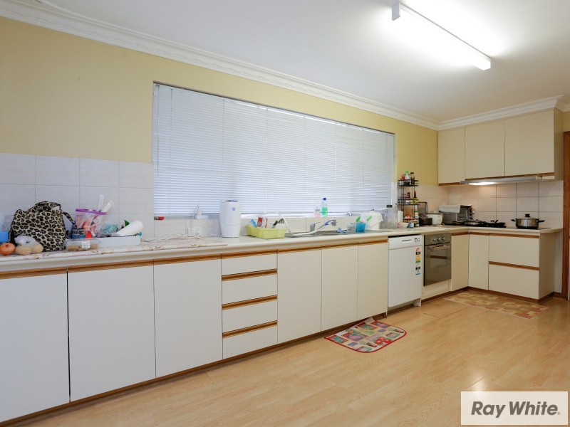 31 Gotha Way, Forrestfield WA 6058