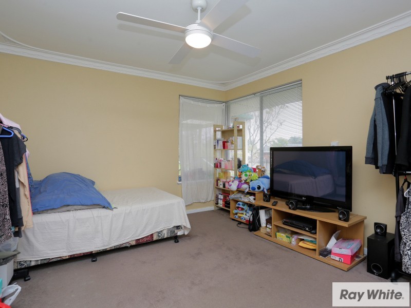 31 Gotha Way, Forrestfield WA 6058