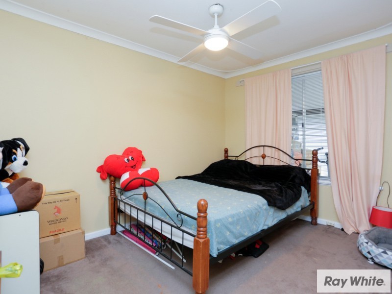 31 Gotha Way, Forrestfield WA 6058