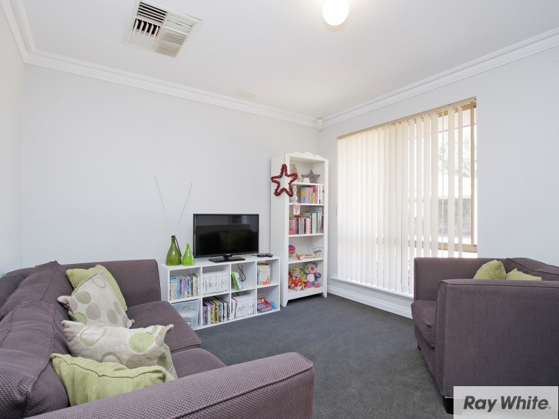 31 Blenny Close, Cannington WA 6107