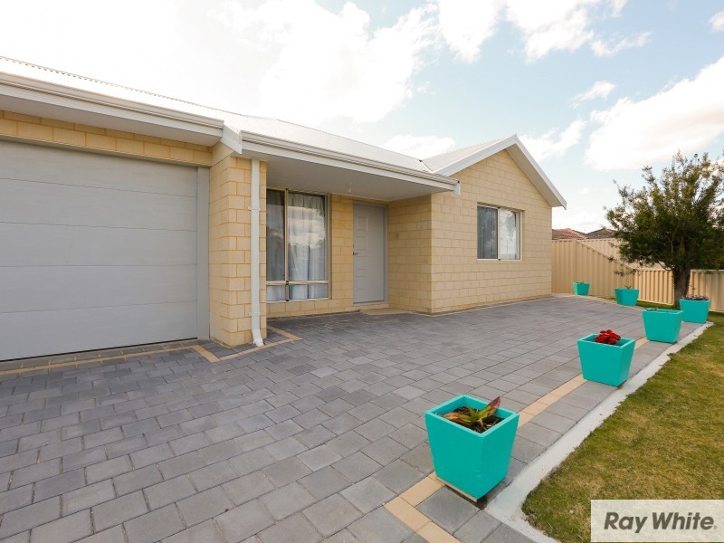 2B Bagoda Street, Queens Park WA 6107