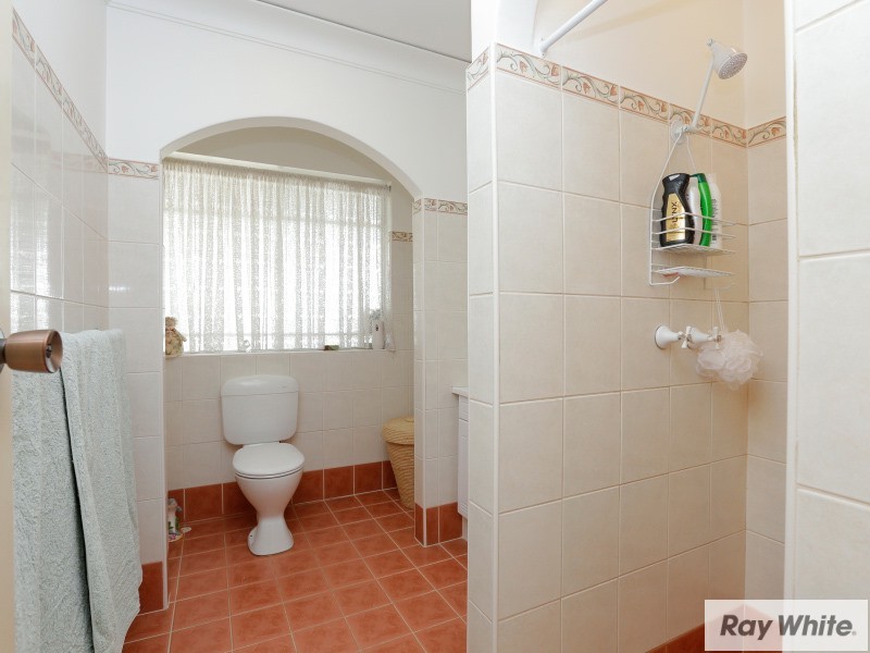76 Elizabeth St, East Cannington WA 6107