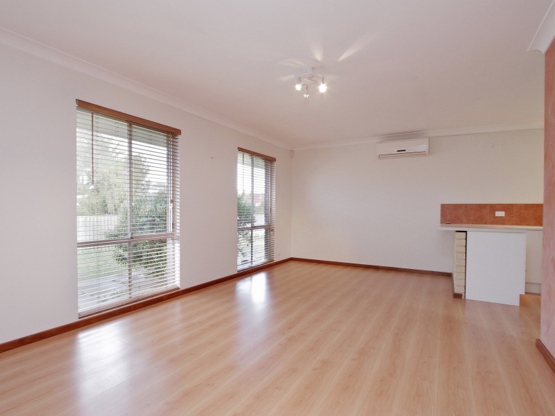 65B Rampart St, Willetton WA 6155