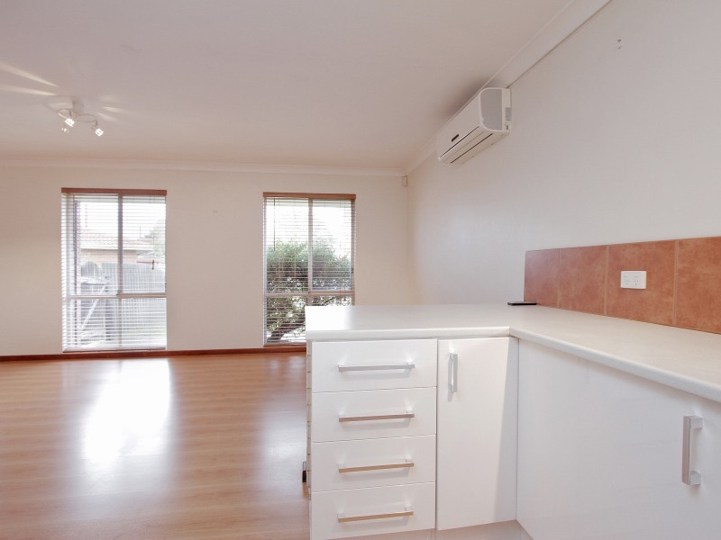 65B Rampart St, Willetton WA 6155