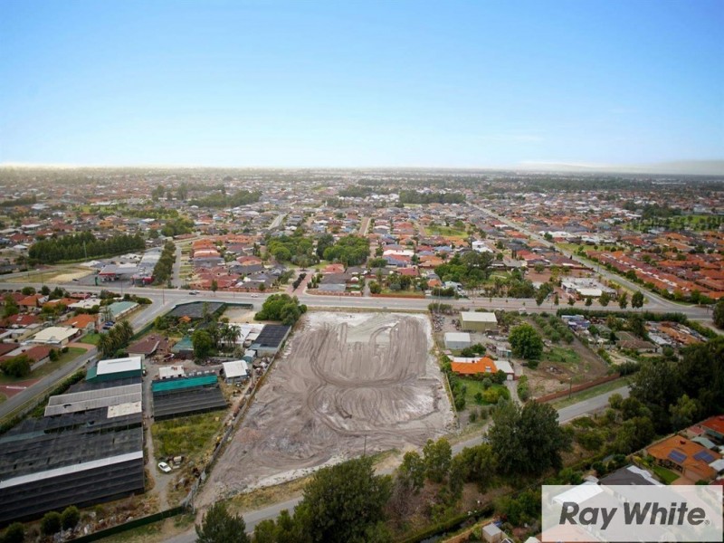 24 Nicholson Court, Canning Vale WA 6155