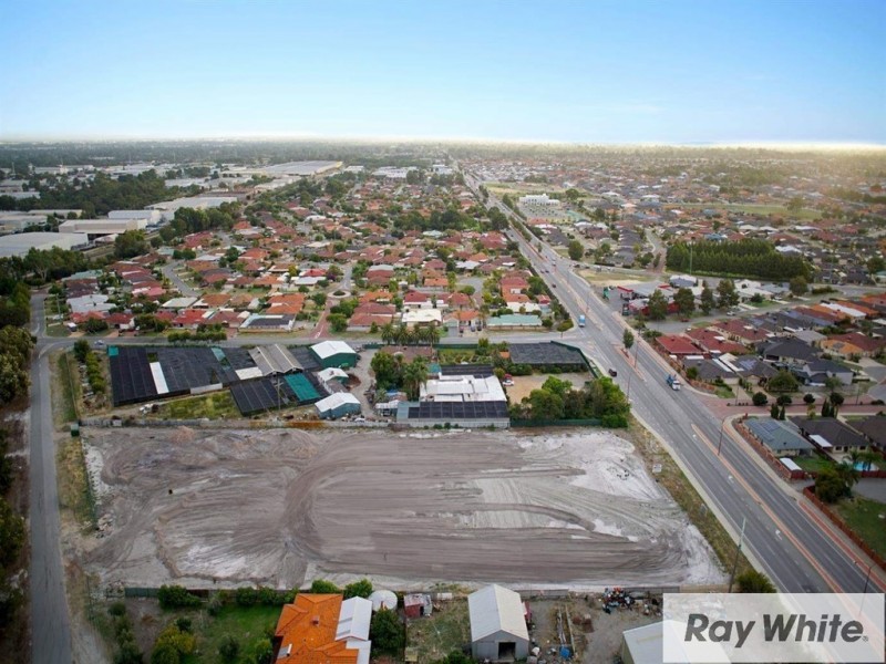 24 Nicholson Court, Canning Vale WA 6155