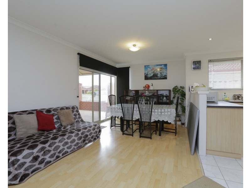 6/13 Bickley Rd, Cannington WA 6107