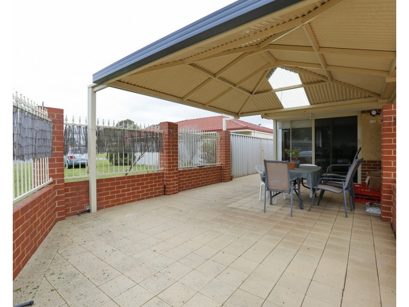 6/13 Bickley Rd, Cannington WA 6107