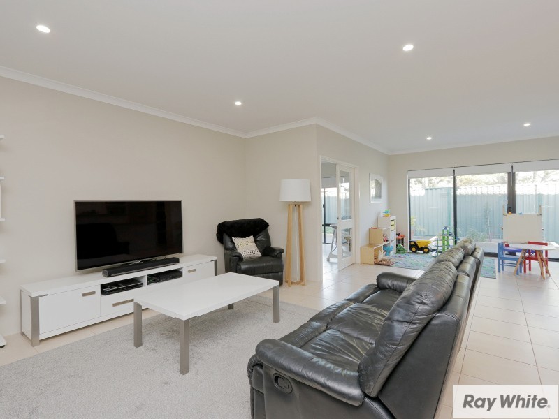 5 Seville Road, Forrestfield WA 6058