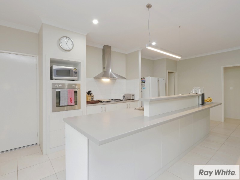 5 Seville Road, Forrestfield WA 6058