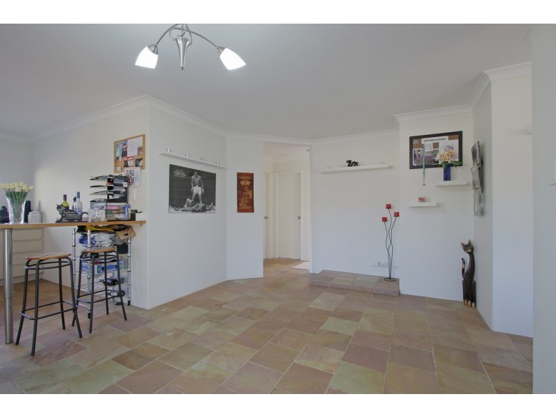 9 Torwood Close, Maddington WA 6109