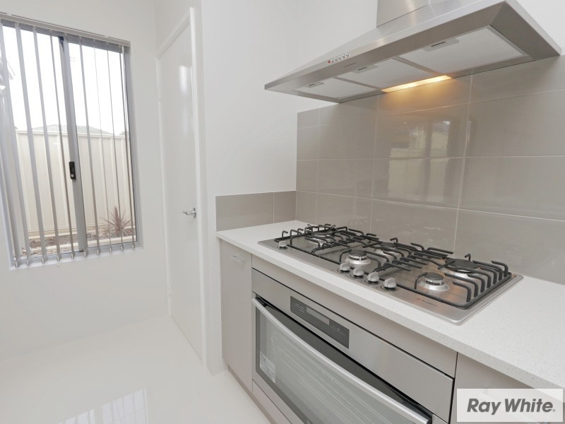 2-6/ 46 Marriamup St, Cannington WA 6107