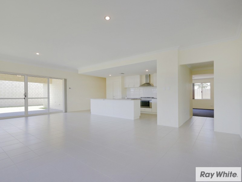 1/100 Elizabeth St, Beckenham WA 6107