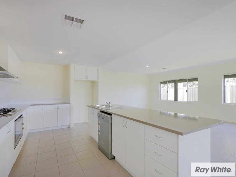 1/100 Elizabeth St, Beckenham WA 6107