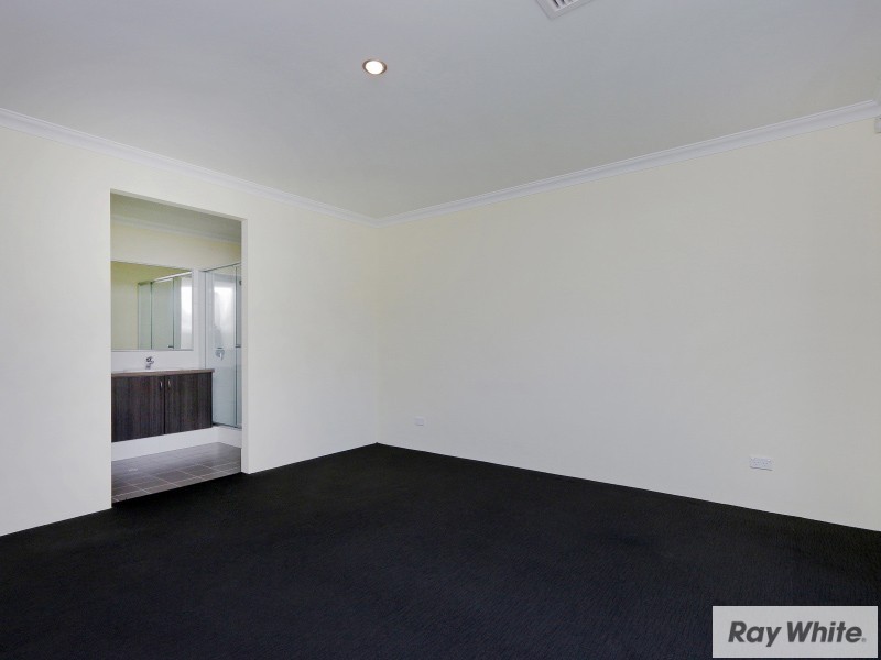 1/100 Elizabeth St, Beckenham WA 6107