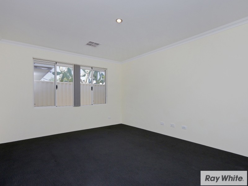 1/100 Elizabeth St, Beckenham WA 6107