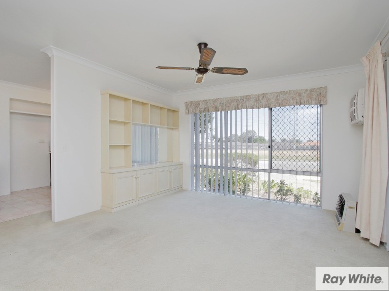 112 Railway Parade, Queens Park WA 6107