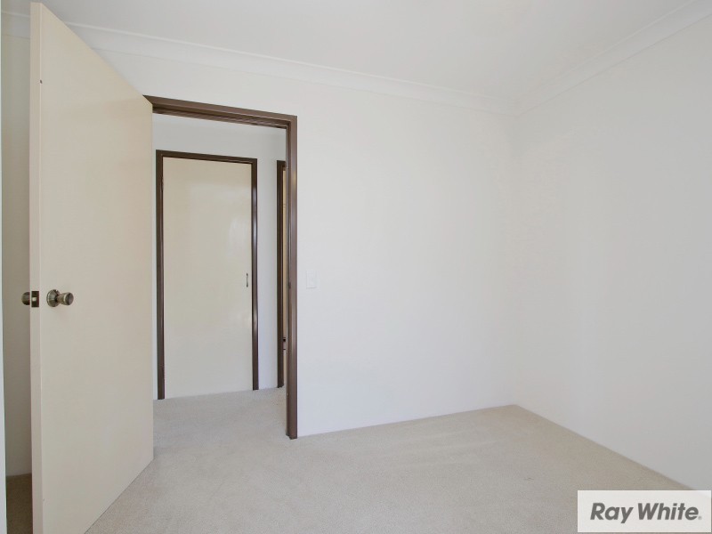 112 Railway Parade, Queens Park WA 6107