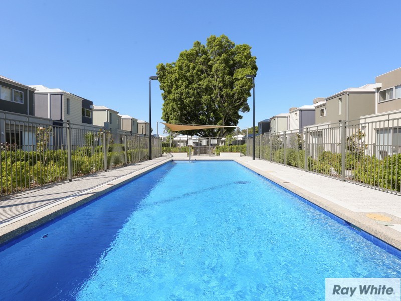 8/158 George St, Queens Park WA 6107