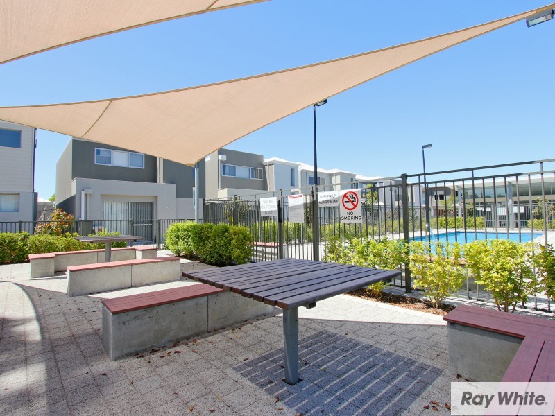 8/158 George St, Queens Park WA 6107