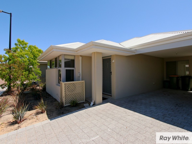 8/158 George St, Queens Park WA 6107