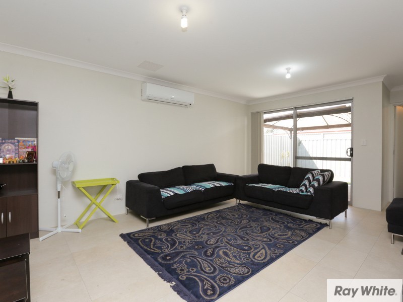 8/158 George St, Queens Park WA 6107