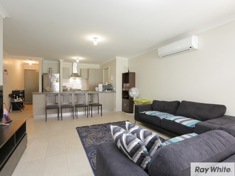 8/158 George St, Queens Park WA 6107