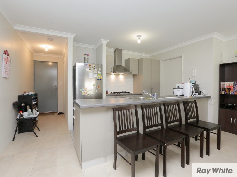 8/158 George St, Queens Park WA 6107