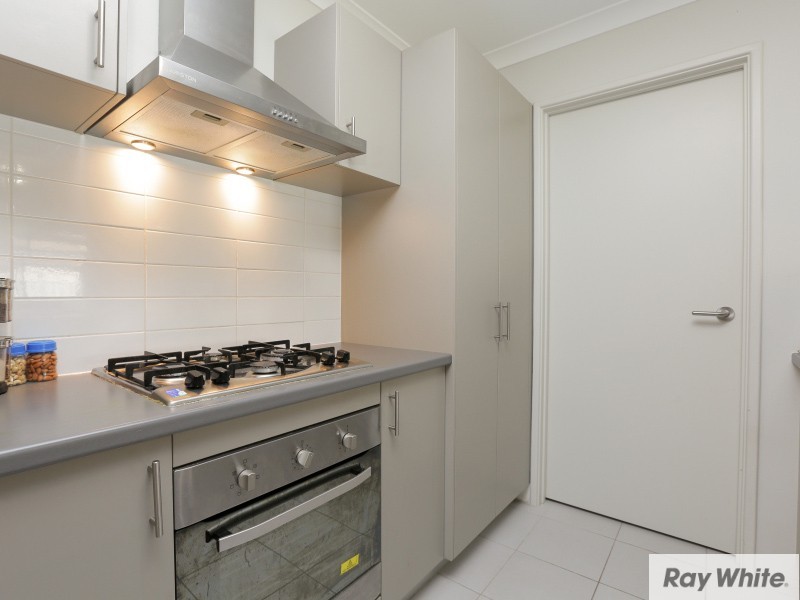 8/158 George St, Queens Park WA 6107