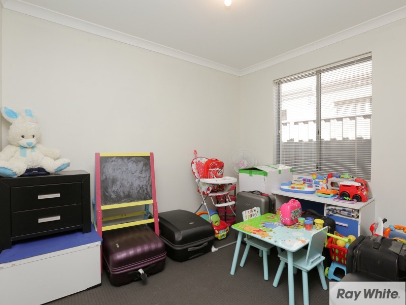 8/158 George St, Queens Park WA 6107