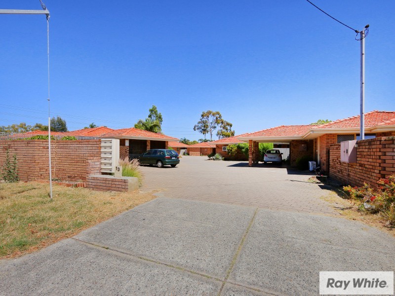 9/13 Chich Place, Cannington WA 6107