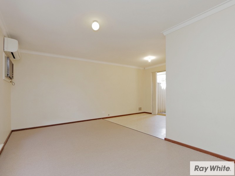 9/13 Chich Place, Cannington WA 6107