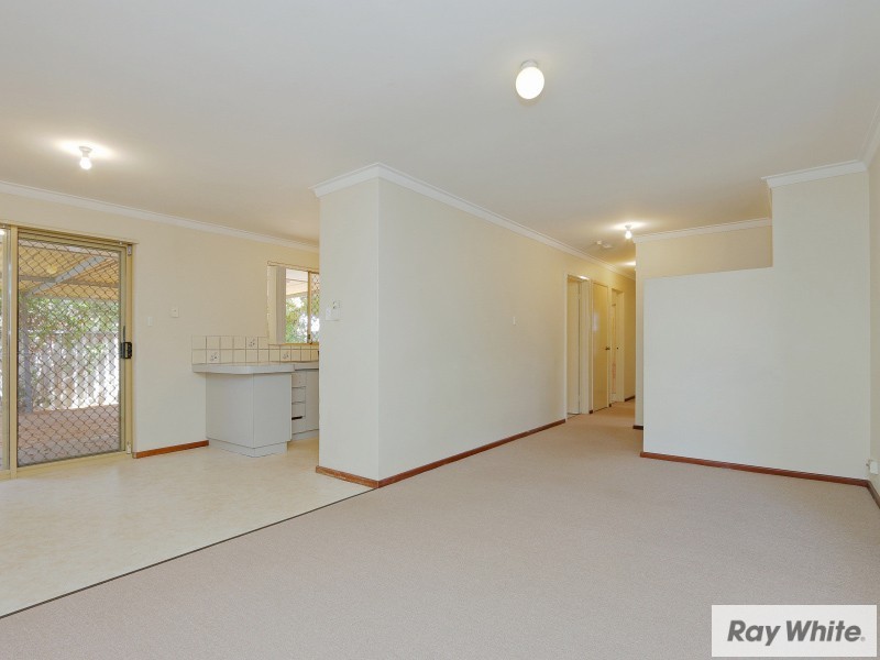9/13 Chich Place, Cannington WA 6107