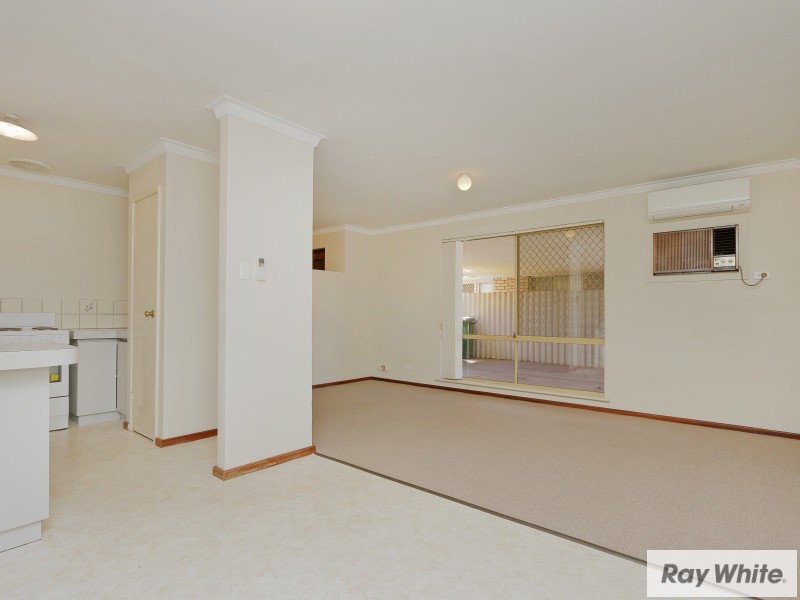 9/13 Chich Place, Cannington WA 6107