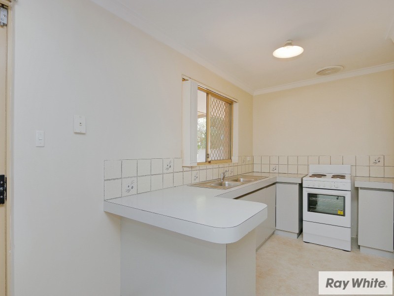 9/13 Chich Place, Cannington WA 6107