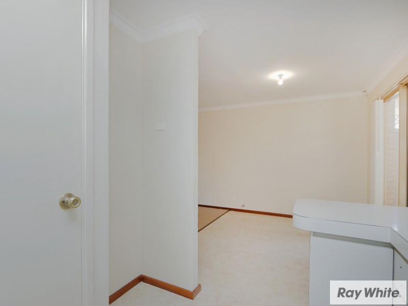 9/13 Chich Place, Cannington WA 6107