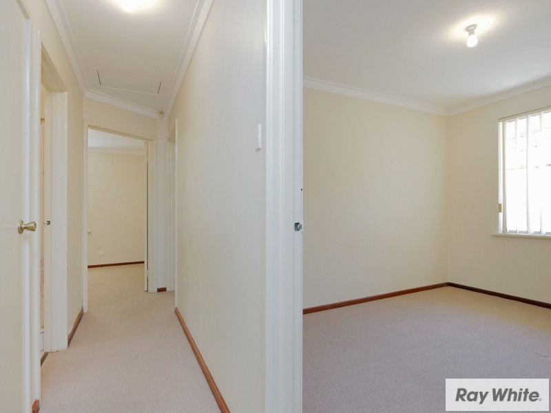 9/13 Chich Place, Cannington WA 6107